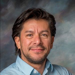 Meet your Posher, Javier